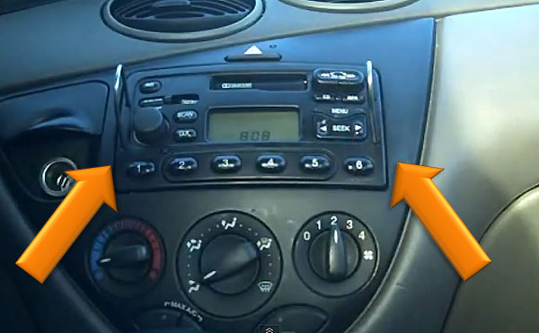 Radioeinbauset für DIN Autoradio in Ford Mondeo (96-02) / Puma / Transit -  Ablagefach