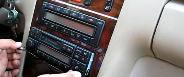 4 x Radio Ausbau Werkzeug Autoradio Entriegelung für mercedes E