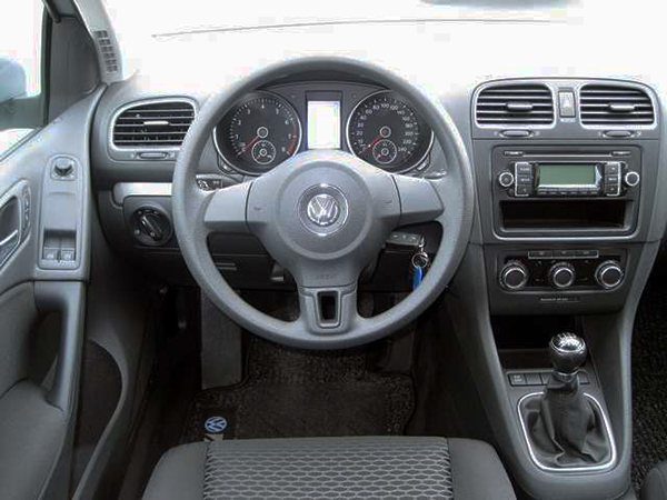 1-DIN Autoradio im VW Golf 6 einbauen, TUTORIAL