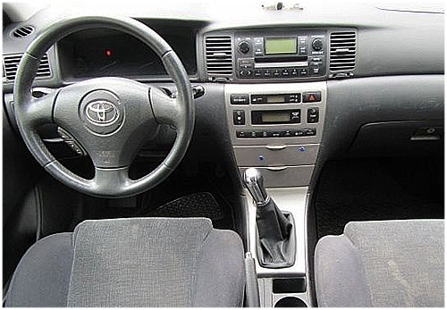 Toyota-Corolla-Radio-2004